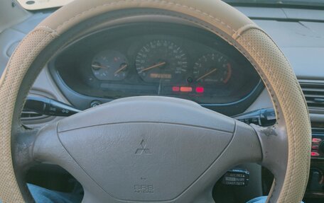 Mitsubishi Galant VIII, 2000 год, 270 000 рублей, 3 фотография