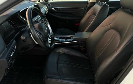 Hyundai Sonata VIII, 2021 год, 2 300 000 рублей, 19 фотография