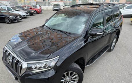 Toyota Land Cruiser Prado 150 рестайлинг 2, 2018 год, 4 299 000 рублей, 4 фотография