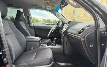 Toyota Land Cruiser Prado 150 рестайлинг 2, 2018 год, 4 299 000 рублей, 20 фотография