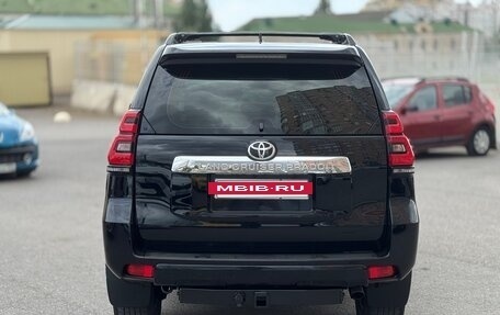 Toyota Land Cruiser Prado 150 рестайлинг 2, 2018 год, 4 299 000 рублей, 13 фотография