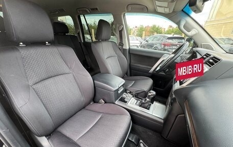 Toyota Land Cruiser Prado 150 рестайлинг 2, 2018 год, 4 299 000 рублей, 22 фотография