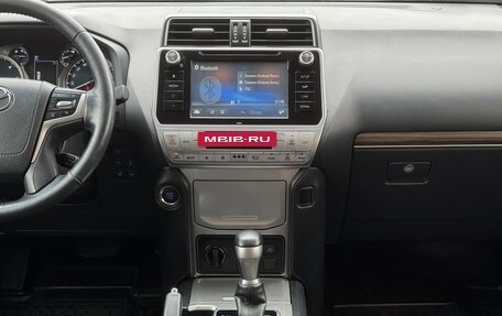 Toyota Land Cruiser Prado 150 рестайлинг 2, 2018 год, 4 299 000 рублей, 31 фотография