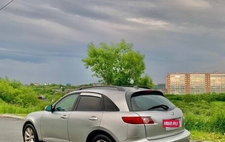 Infiniti FX I, 2003 год, 800 000 рублей, 7 фотография