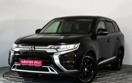 Mitsubishi Outlander III рестайлинг 3, 2020 год, 1 899 000 рублей, 1 фотография