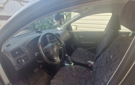 Volkswagen Polo VI (EU Market), 2013 год, 1 000 000 рублей, 2 фотография