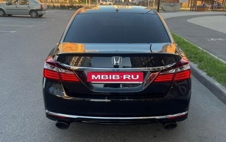 Honda Accord IX рестайлинг, 2015 год, 2 350 000 рублей, 6 фотография