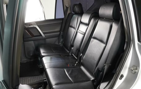 Toyota Land Cruiser Prado 150 рестайлинг 2, 2010 год, 2 588 000 рублей, 10 фотография