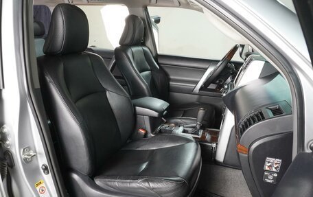 Toyota Land Cruiser Prado 150 рестайлинг 2, 2010 год, 2 588 000 рублей, 8 фотография