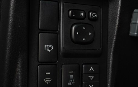 Toyota Land Cruiser Prado 150 рестайлинг 2, 2010 год, 2 588 000 рублей, 17 фотография