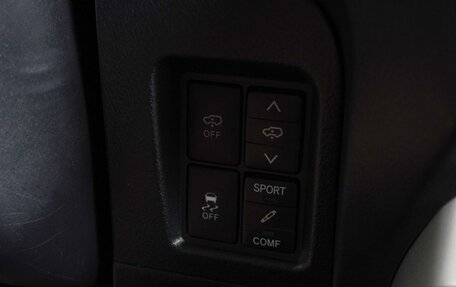 Toyota Land Cruiser Prado 150 рестайлинг 2, 2010 год, 2 588 000 рублей, 23 фотография
