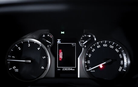 Toyota Land Cruiser Prado 150 рестайлинг 2, 2017 год, 4 535 000 рублей, 14 фотография
