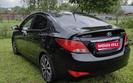 Hyundai Solaris II рестайлинг, 2015 год, 950 000 рублей, 5 фотография
