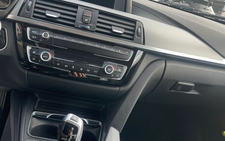 BMW 3 серия, 2018 год, 3 100 000 рублей, 9 фотография