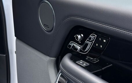 Land Rover Range Rover IV рестайлинг, 2018 год, 7 290 000 рублей, 20 фотография