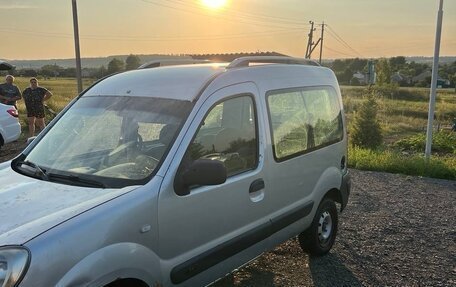 Renault Kangoo II рестайлинг, 2008 год, 300 000 рублей, 2 фотография