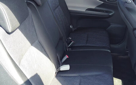 Toyota Wish II, 2010 год, 970 000 рублей, 28 фотография