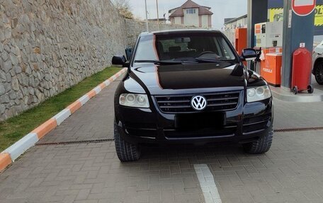 Volkswagen Touareg III, 2003 год, 600 000 рублей, 2 фотография