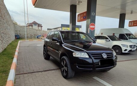 Volkswagen Touareg III, 2003 год, 600 000 рублей, 3 фотография