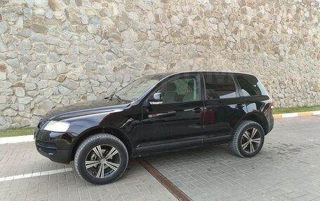 Volkswagen Touareg III, 2003 год, 600 000 рублей, 10 фотография