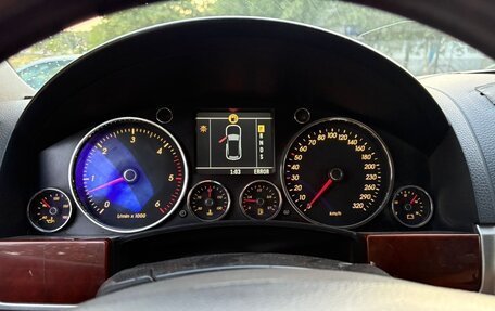 Volkswagen Touareg III, 2003 год, 600 000 рублей, 17 фотография