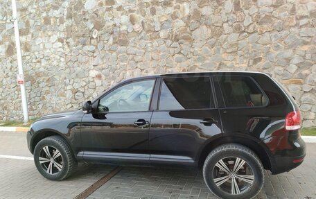 Volkswagen Touareg III, 2003 год, 600 000 рублей, 11 фотография