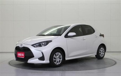 Toyota Yaris, 2021 год, 760 123 рублей, 1 фотография