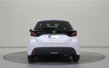Toyota Yaris, 2021 год, 760 123 рублей, 3 фотография