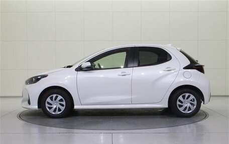 Toyota Yaris, 2021 год, 760 123 рублей, 2 фотография