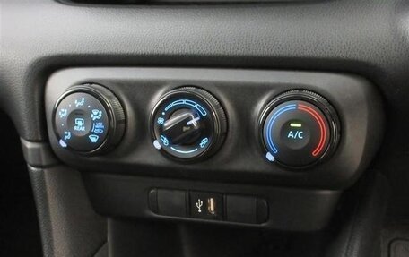 Toyota Yaris, 2021 год, 760 123 рублей, 17 фотография