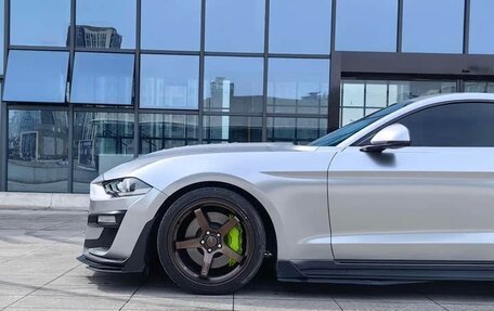 Ford Mustang VI рестайлинг, 2020 год, 2 600 777 рублей, 7 фотография