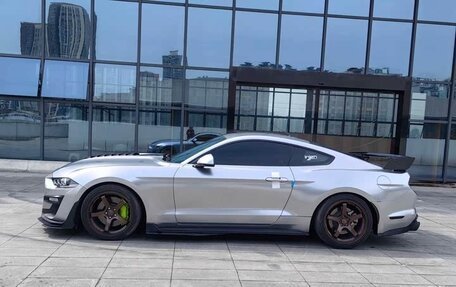 Ford Mustang VI рестайлинг, 2020 год, 2 600 777 рублей, 5 фотография