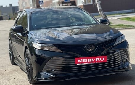 Toyota Camry, 2018 год, 3 600 000 рублей, 2 фотография