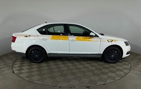 Skoda Octavia, 2019 год, 1 050 000 рублей, 4 фотография