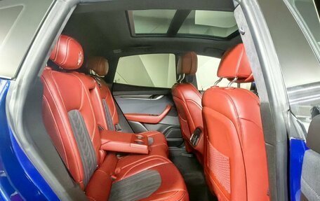 Maserati Levante I, 2017 год, 4 085 000 рублей, 12 фотография