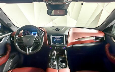 Maserati Levante I, 2017 год, 4 085 000 рублей, 10 фотография