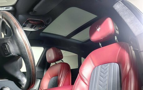 Maserati Levante I, 2017 год, 4 085 000 рублей, 21 фотография