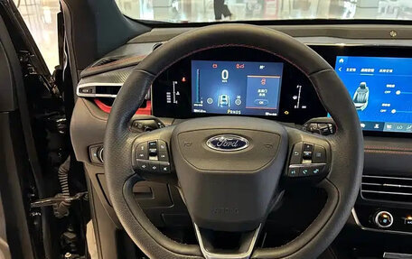 Ford Edge II рестайлинг, 2022 год, 2 436 000 рублей, 11 фотография