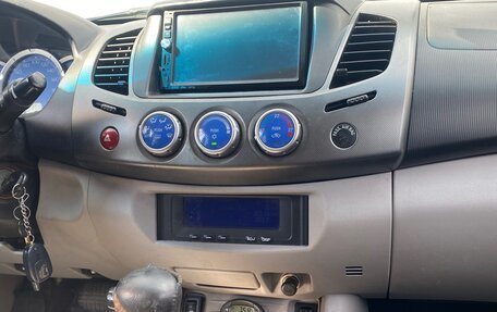 Mitsubishi L200 IV рестайлинг, 2008 год, 1 190 000 рублей, 12 фотография