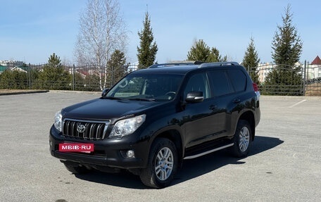 Toyota Land Cruiser Prado 150 рестайлинг 2, 2013 год, 2 890 000 рублей, 3 фотография