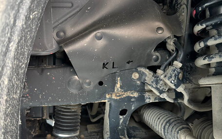 Toyota Land Cruiser Prado 150 рестайлинг 2, 2013 год, 2 890 000 рублей, 22 фотография