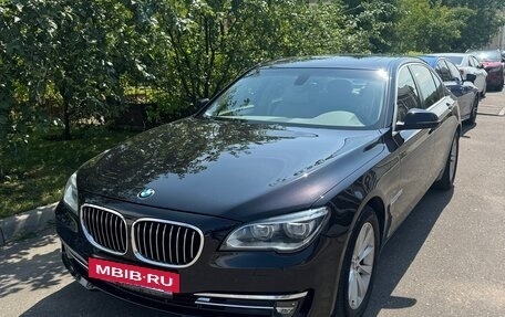 BMW 7 серия, 2012 год, 2 000 000 рублей, 3 фотография