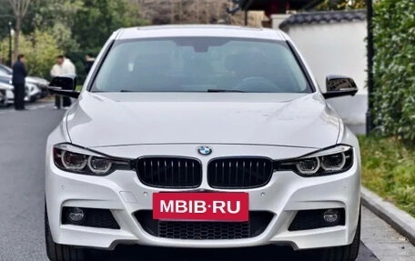 BMW 3 серия, 2019 год, 2 800 096 рублей, 3 фотография