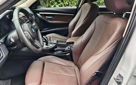 BMW 3 серия, 2019 год, 2 800 096 рублей, 11 фотография