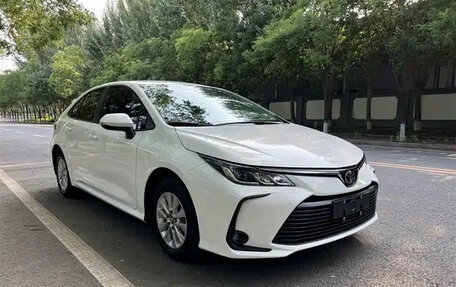 Toyota Corolla, 2022 год, 1 230 000 рублей, 3 фотография
