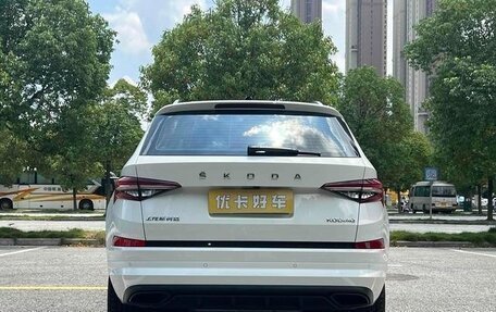 Skoda Kodiaq, 2024 год, 2 380 000 рублей, 7 фотография