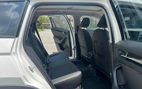 Skoda Kodiaq, 2024 год, 2 380 000 рублей, 20 фотография