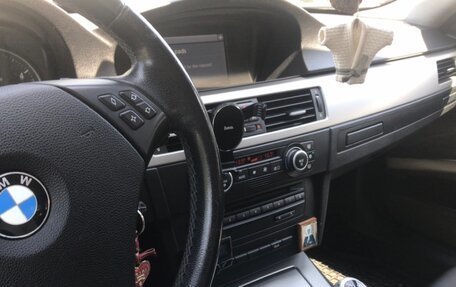 BMW 3 серия, 2008 год, 900 000 рублей, 3 фотография