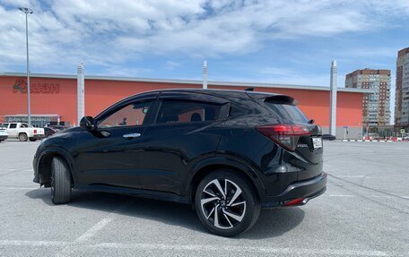 Honda Vezel, 2020 год, 2 600 000 рублей, 4 фотография
