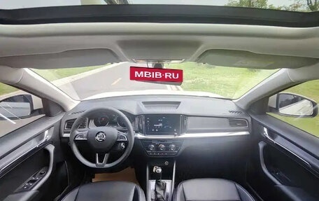 Skoda Kamiq I, 2022 год, 1 450 000 рублей, 10 фотография